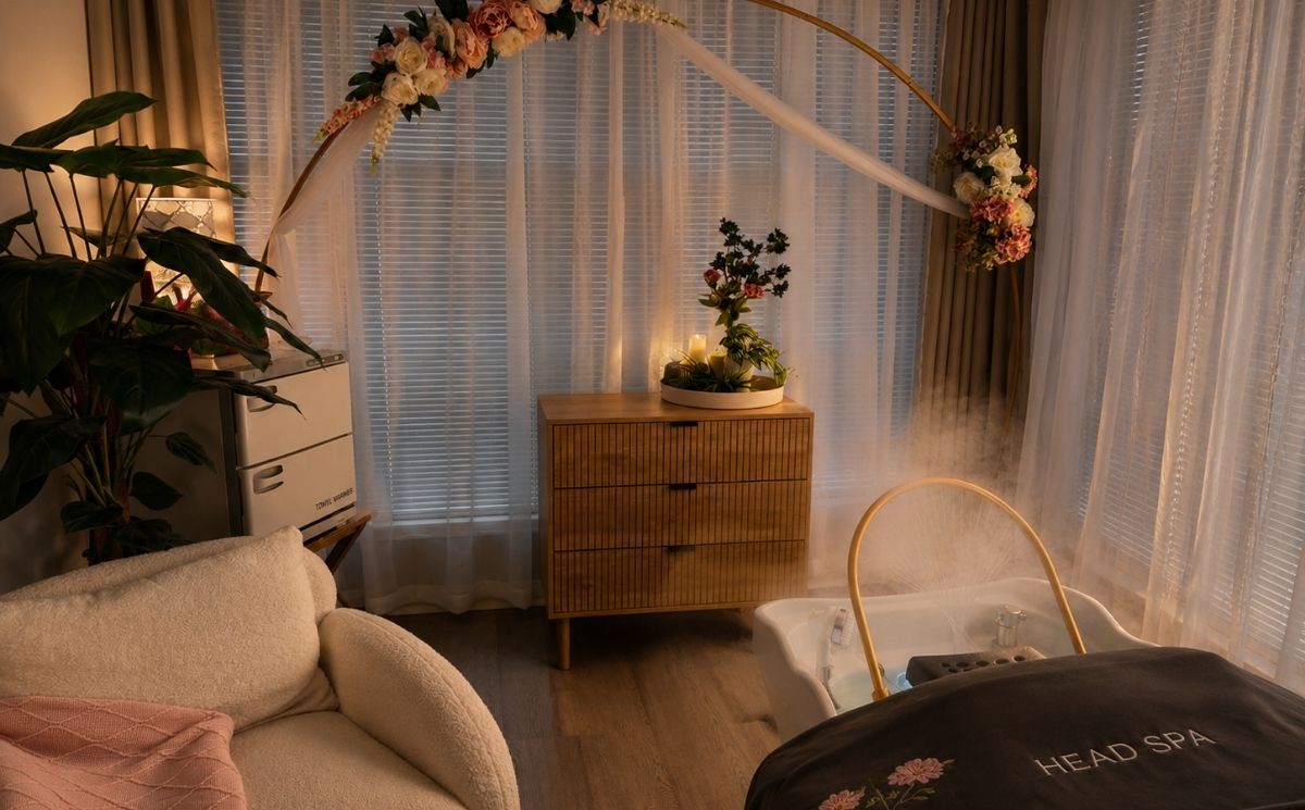 Tranquil Moments Day spa bed and work area